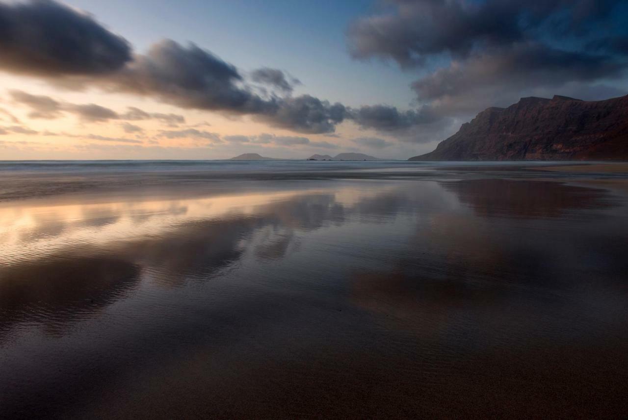 Famara. Marea Lägenhet Exteriör bild